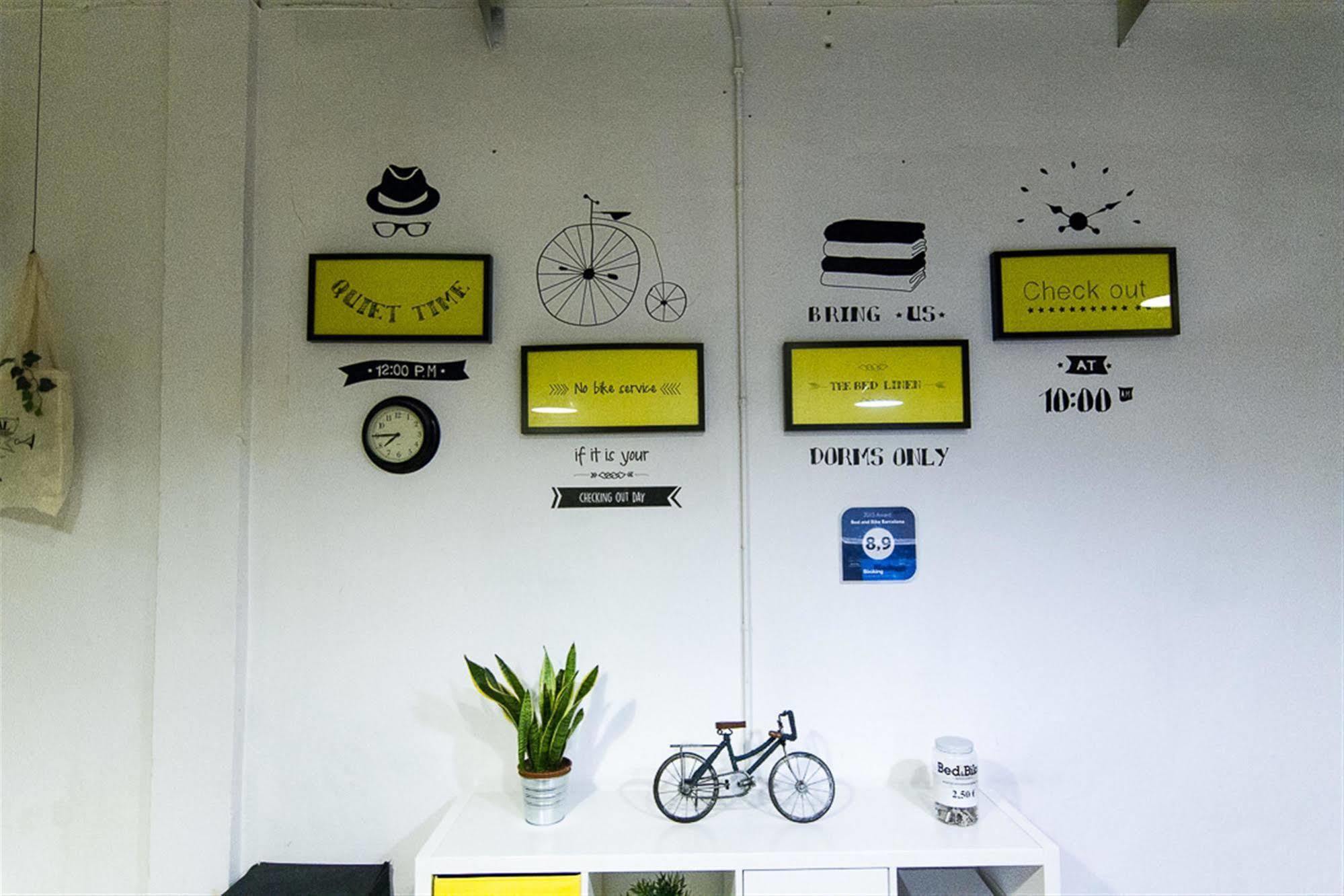 Bed & Bike Barcelona Hostel Kültér fotó